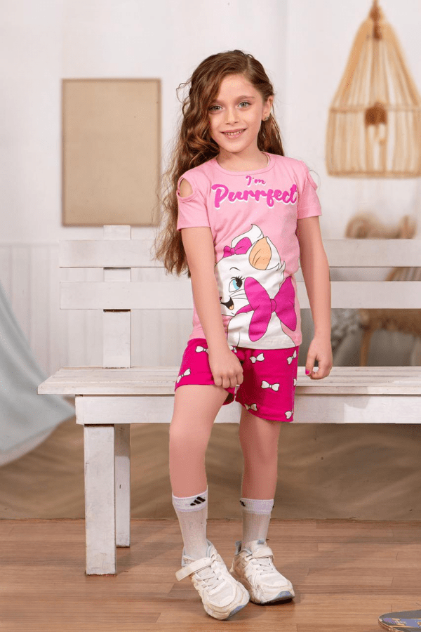 Pretty cat - Yobe kids