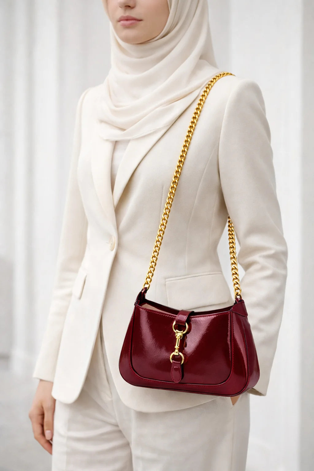 Gucci Jackie Notte Mini Bag in Crinkled Patent Leather
